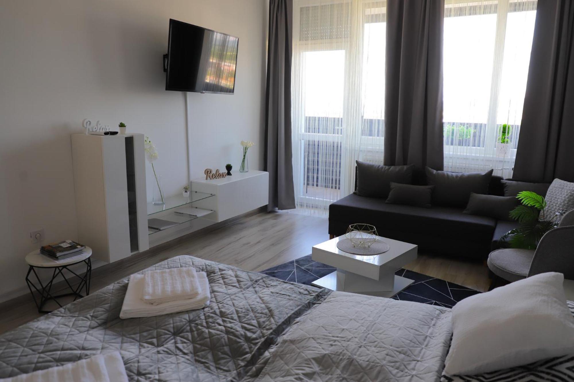 Ueveghid Apartman Sátoraljaújhely Eksteriør billede